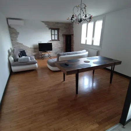 Location Maison De 2 A 6personnes Sur Cele Proche De Figeac Semesterbostad Bagnac