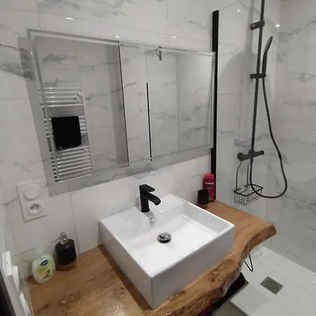 Location Maison De 2 A 6personnes Sur Cele Proche De Figeac