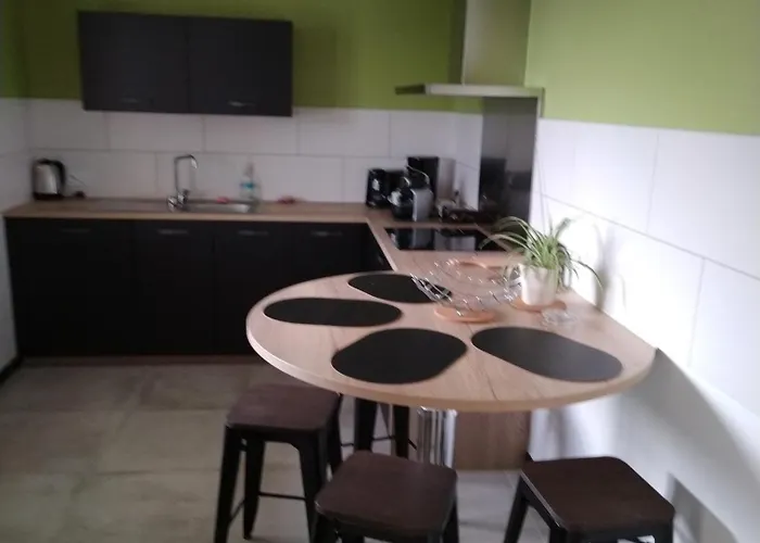 Location Maison De 2 A 6personnes Sur Cele Proche De Figeac *